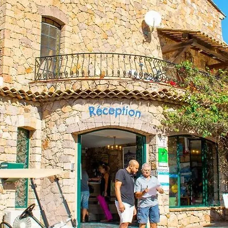Mobilhome 4 Personnes Camping Ile D'Or St Raphael Κάμπινγκ Saint-Raphaël